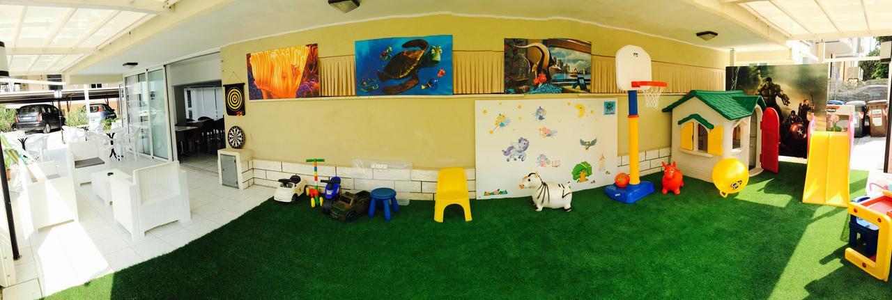 רימיני Hotel Kim מראה חיצוני תמונה