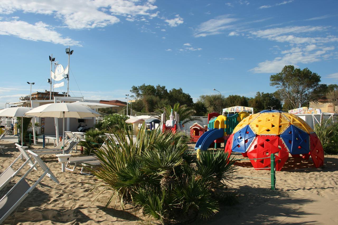 רימיני Hotel Kim מראה חיצוני תמונה